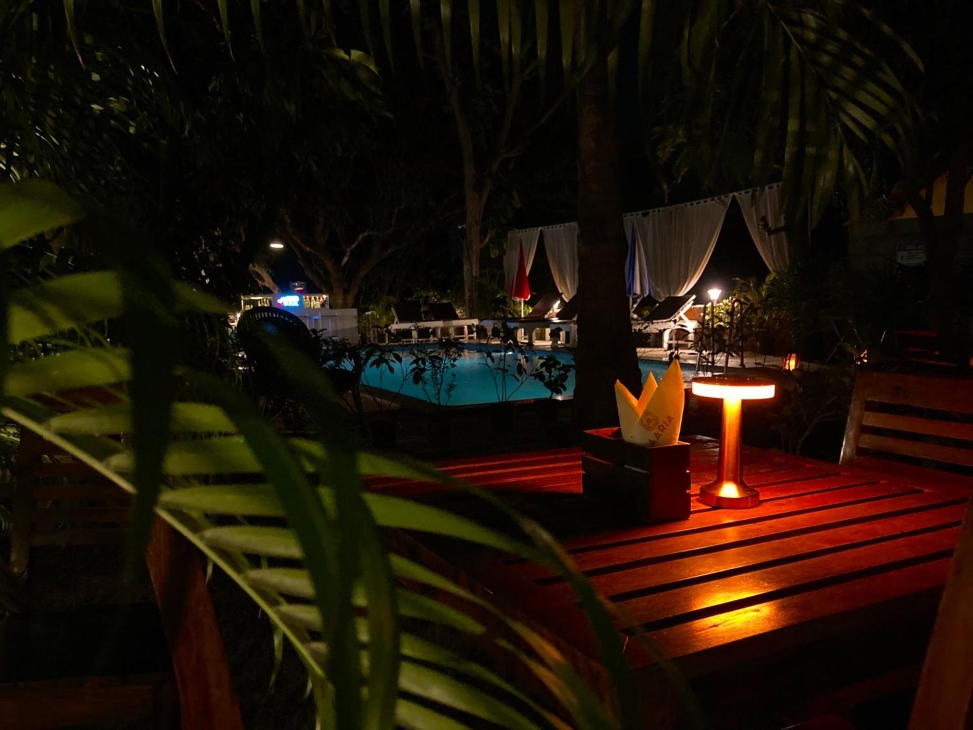 Aaria Hills Hotell Arambol Exteriör bild