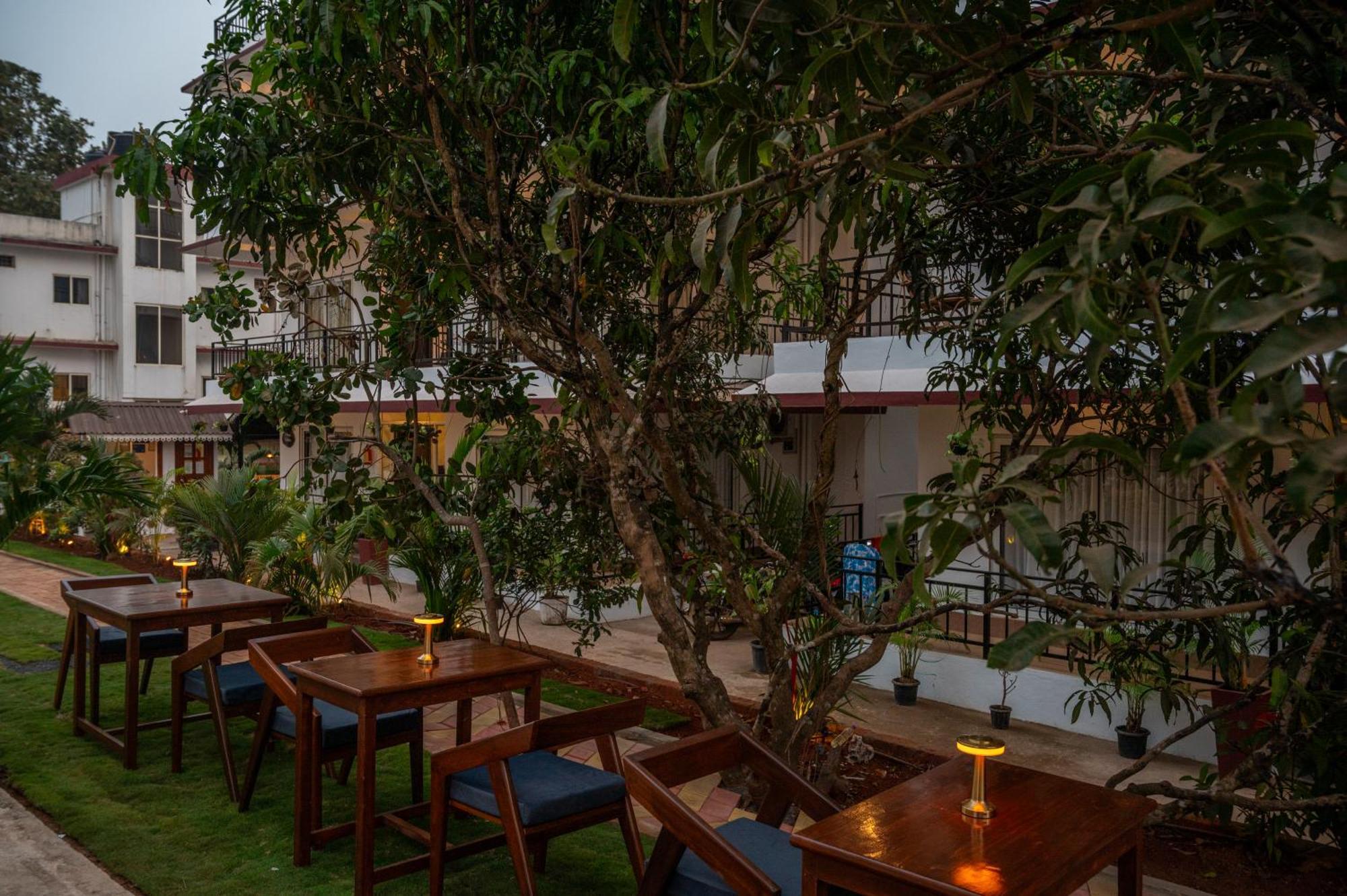 Aaria Hills Hotell Arambol Exteriör bild