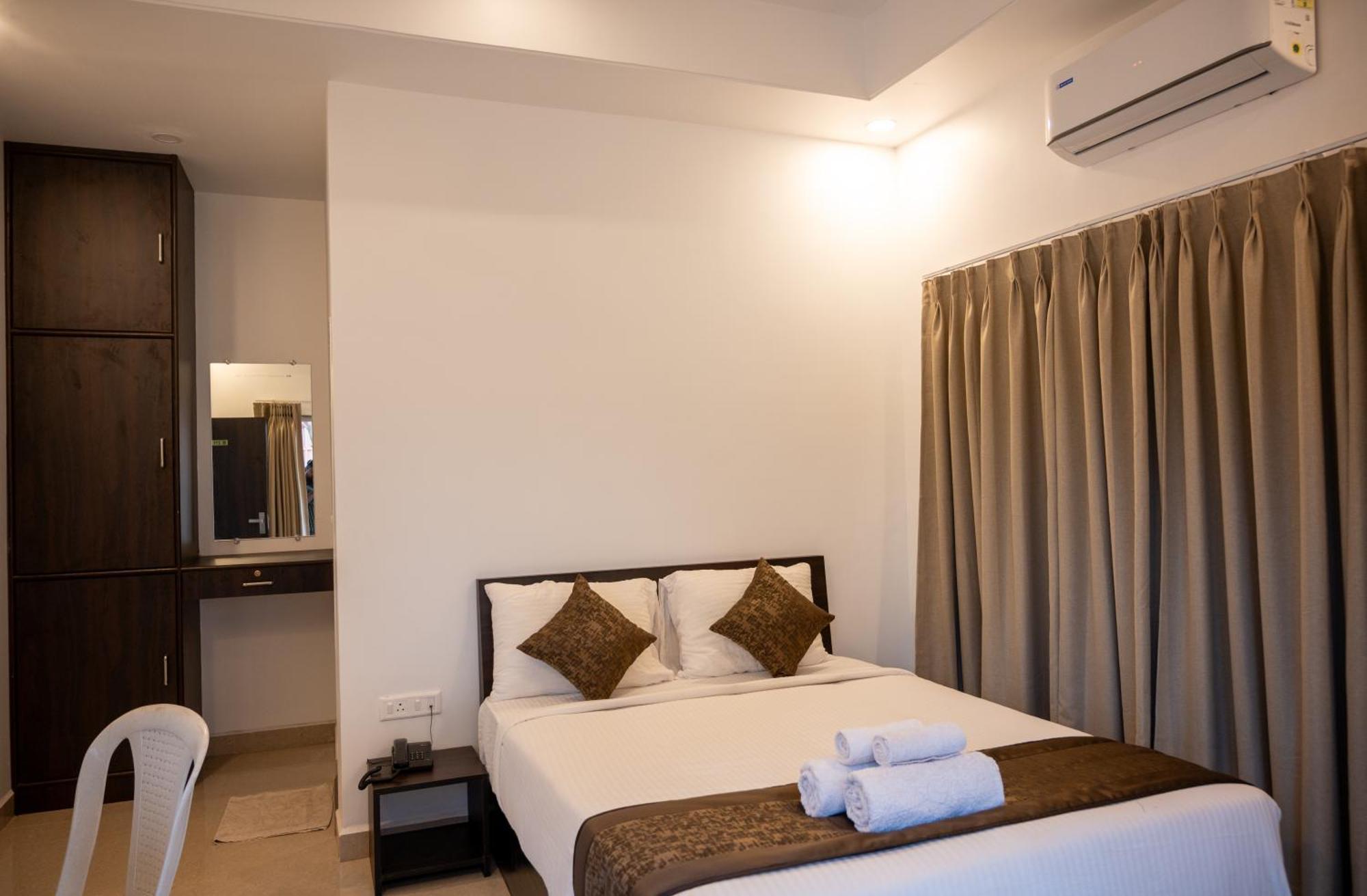 Aaria Hills Hotell Arambol Exteriör bild