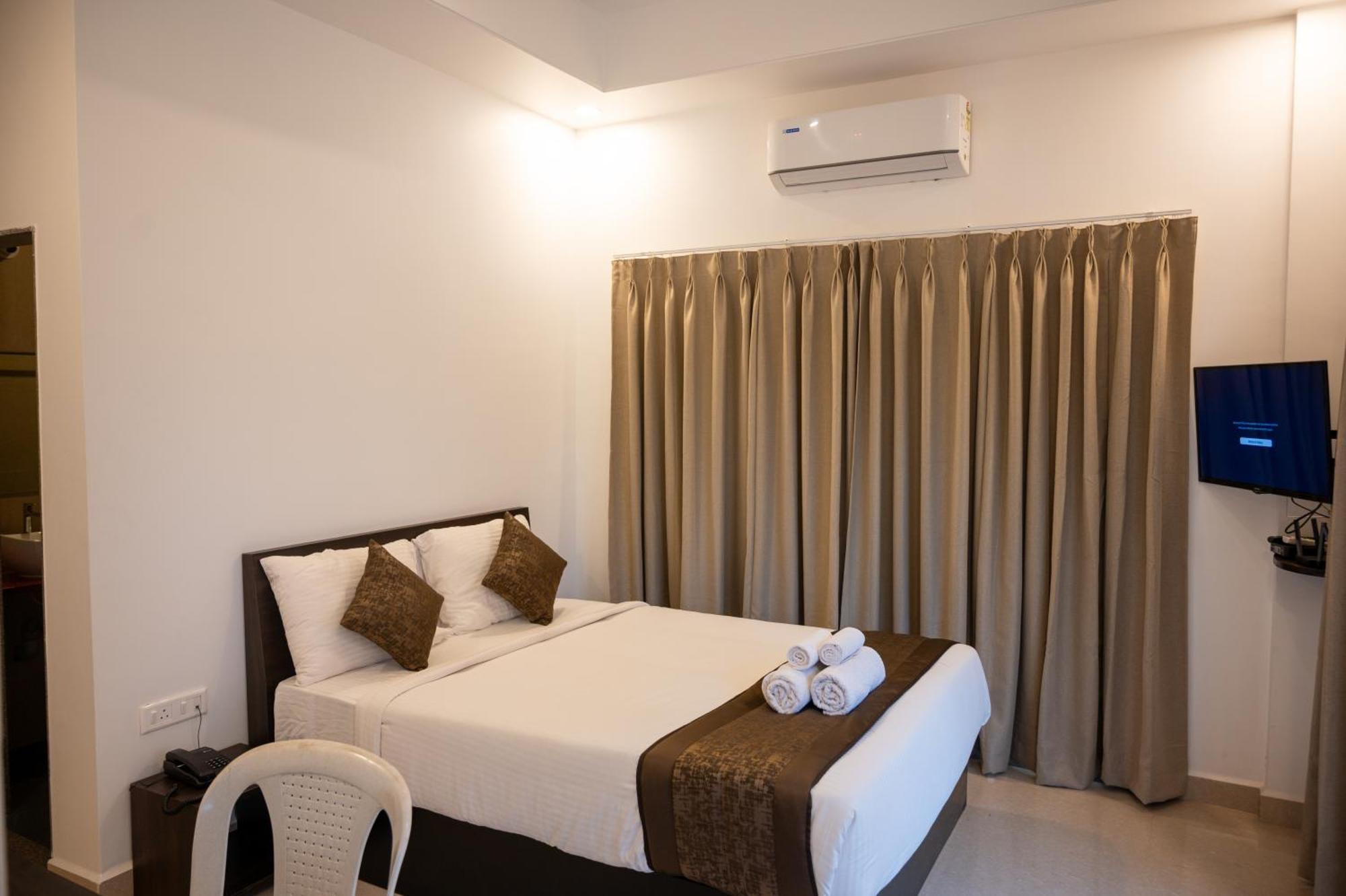 Aaria Hills Hotell Arambol Exteriör bild