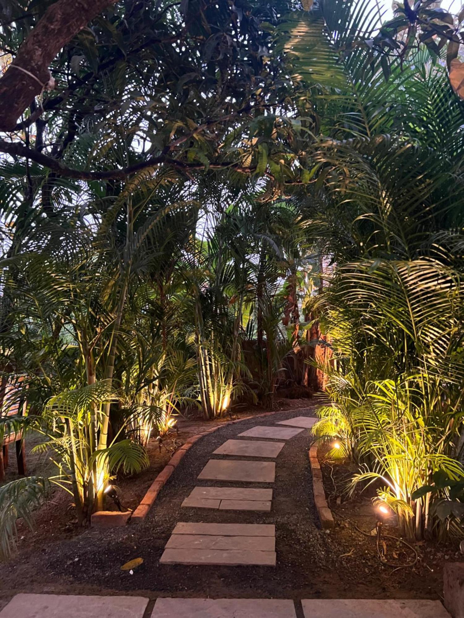 Aaria Hills Hotell Arambol Exteriör bild